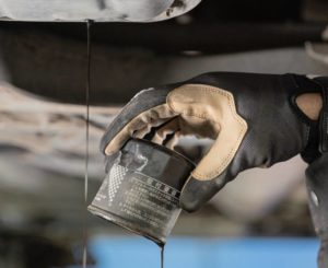 Car Leaking Oil On Front Passenger Side – 11 Causes - Car Super Care